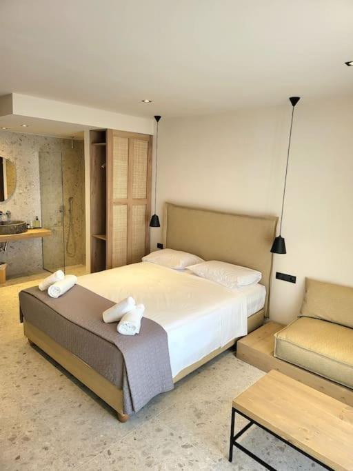Mira Living Concept Suites Adults Only Kokkini Hani Exteriör bild